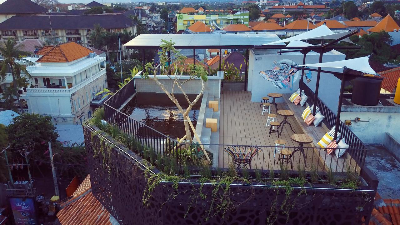 Borough Capsule Hostel Bali Legian  Ngoại thất bức ảnh