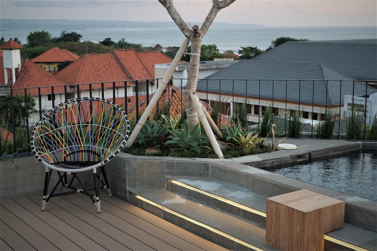 Borough Capsule Hostel Bali Legian  Ngoại thất bức ảnh